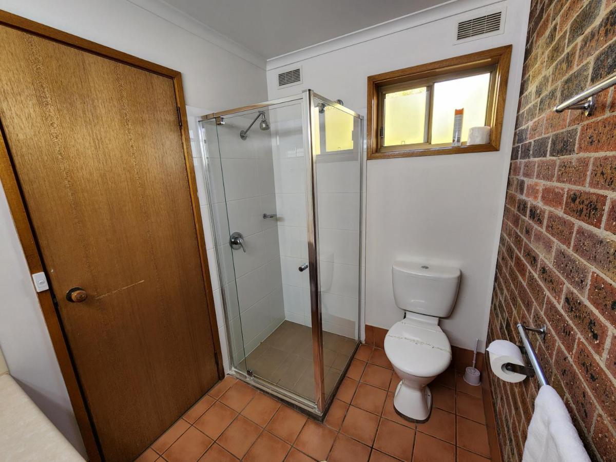 Country Roads Motor Inn Naracoorte Dış mekan fotoğraf