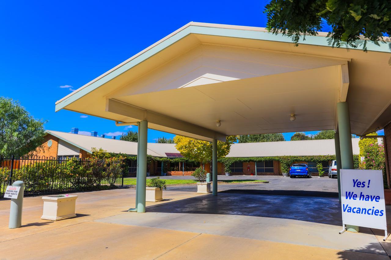 Country Roads Motor Inn Naracoorte Dış mekan fotoğraf